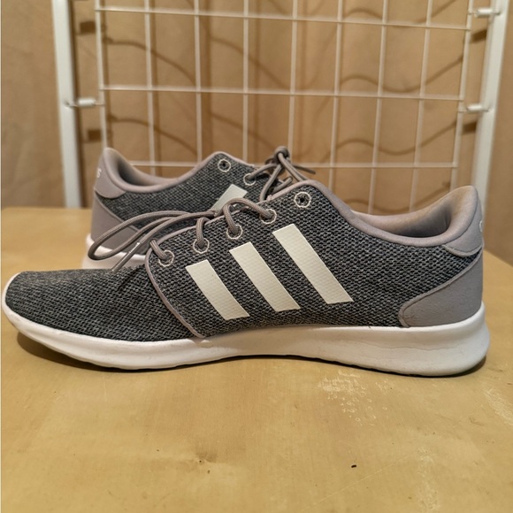 ✨ Adidas Women’s Memory Foam Sneakers – Gray – Size 9 – Like New ✨ - Picture 2 of 7